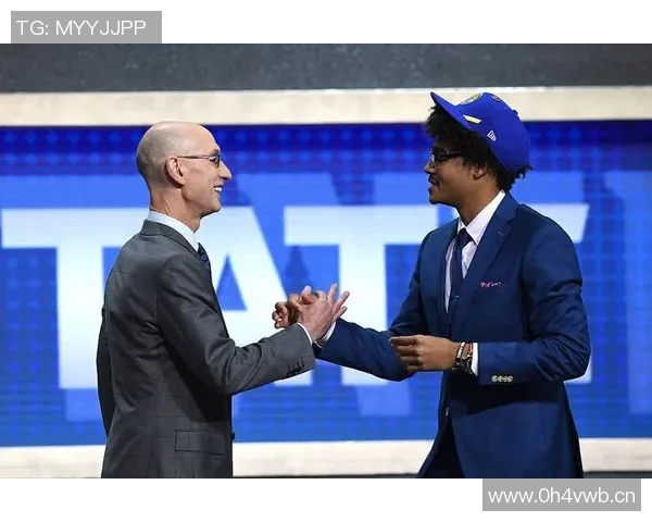 杭州篮球队战术创新引领潮流助力球队在赛场上崭露头角 杭州篮球队战术创新引领潮流助力球队在赛场上崭露头角