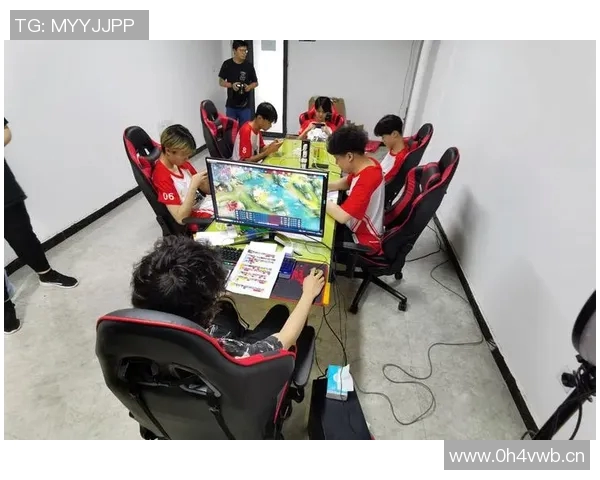 热议王者荣耀FPX战队如何通过耐力变革提升竞技表现与团队协作能力
